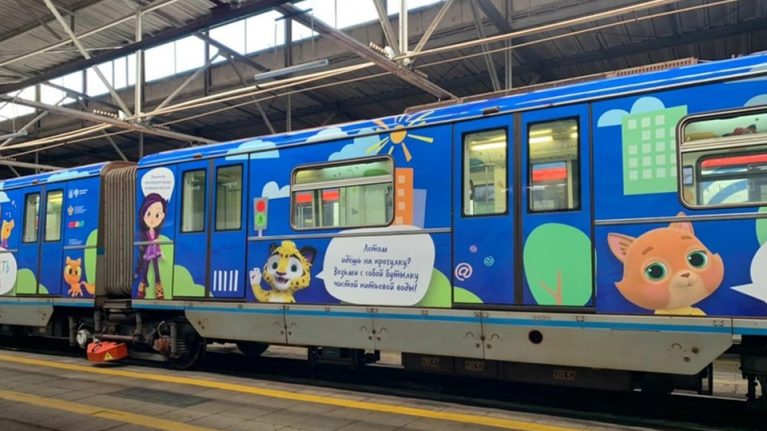 和“蒸汽机车”主角们一起度过安全的童年